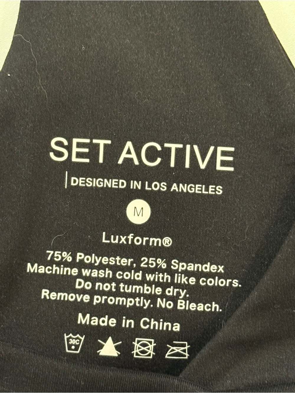 Set Active Racerback Sports Bra - Picture 3 of 3